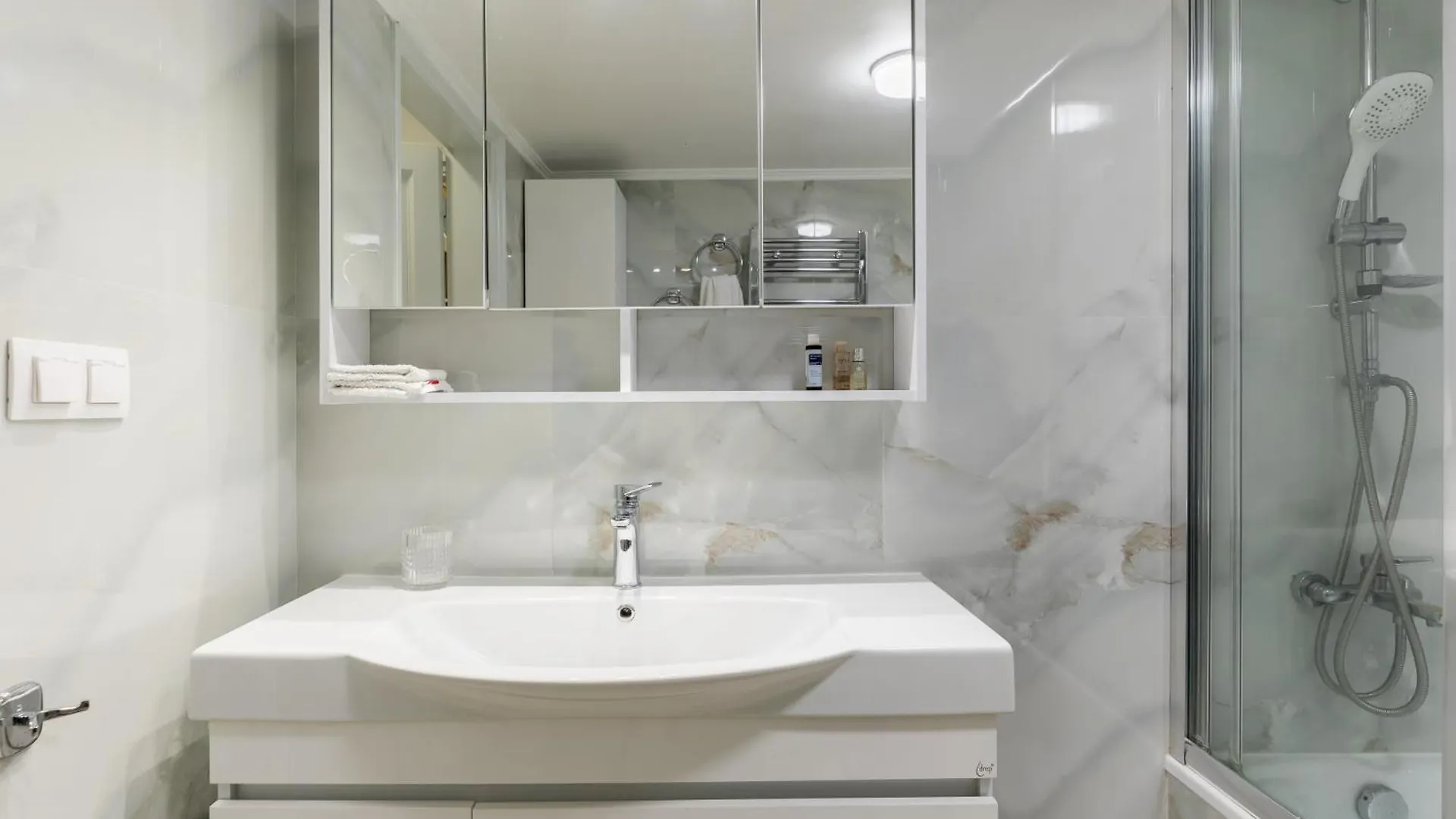 Etoile By Halu!, Chic Apartment In The Center Thessaloniki Greece